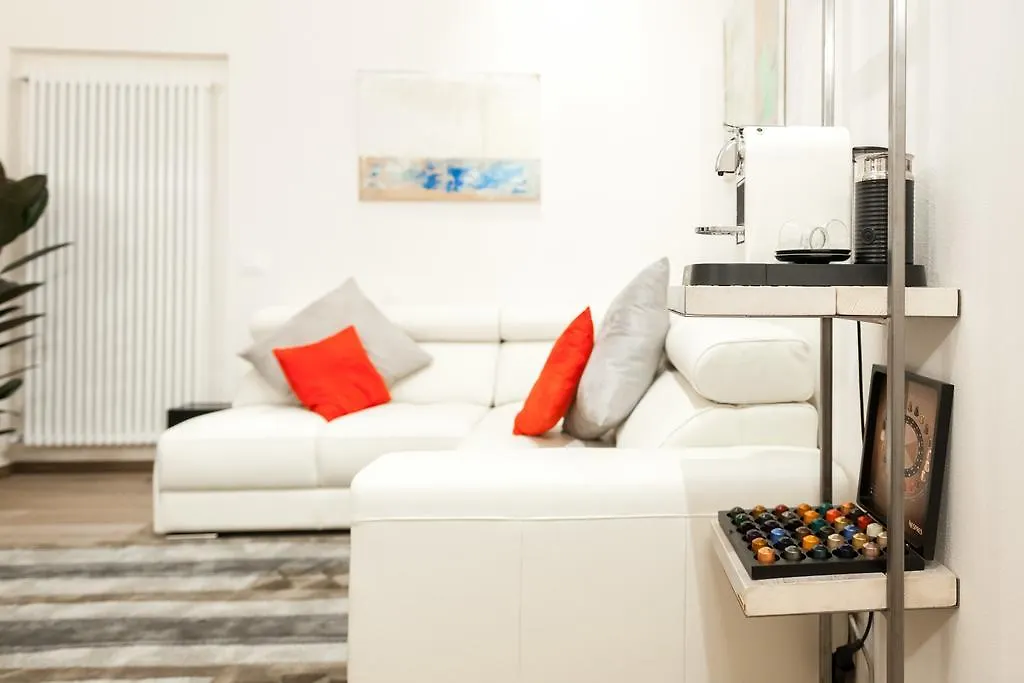 Verona Suites 0*,  Italië